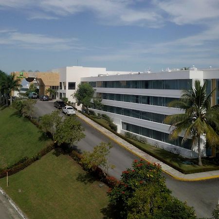 Holiday Inn - Villahermosa Aeropuerto, an IHG Hotel Exterior foto